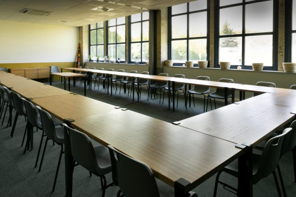 To let – Offices at La Filature co-working space in Louviers – Eure (27)
