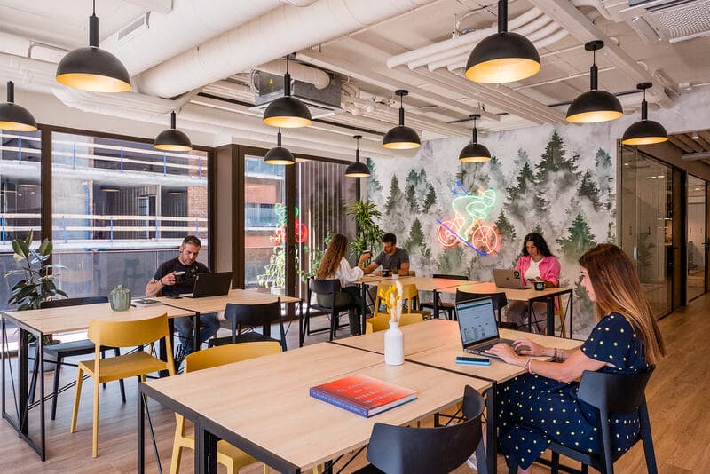 To let – Offices in a co-working space in Andorra