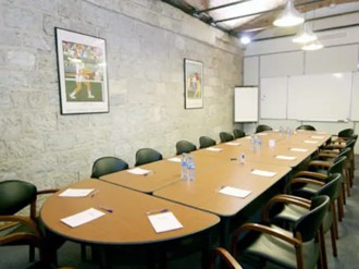 To let – Offices in a co-working space in the Euroméditerranée business park – 2nd arrondissement of Marseille (13)