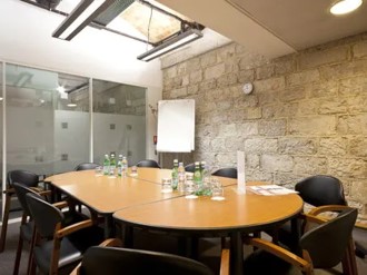 To let – Offices in a co-working space in the Euroméditerranée business park – 2nd arrondissement of Marseille (13)