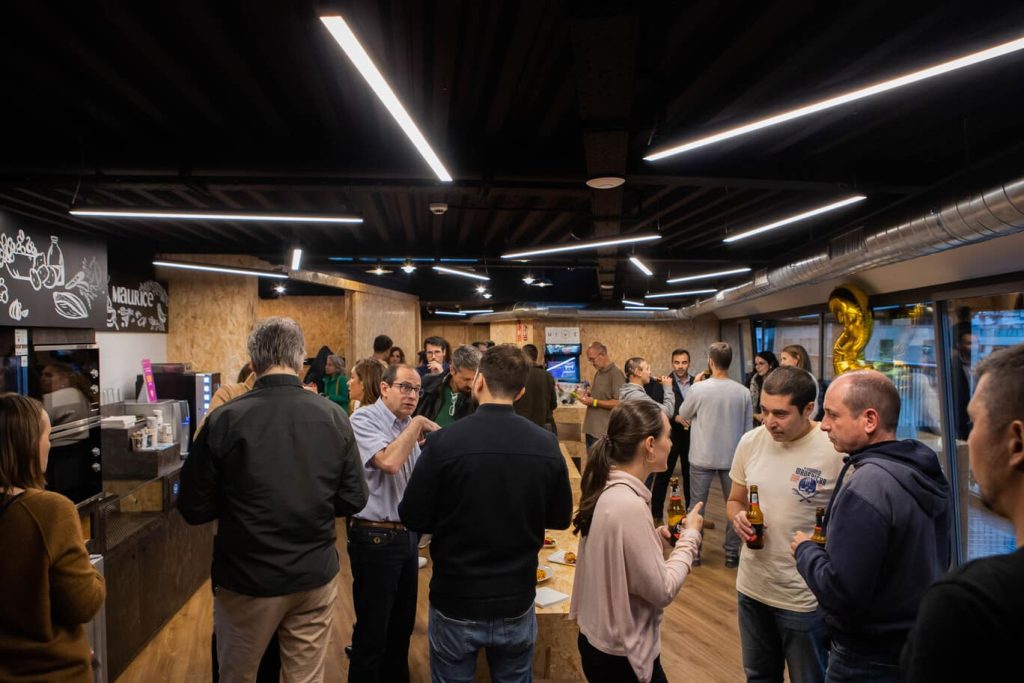 To let – Offices in a 1,000 m² co-working space in Andorra