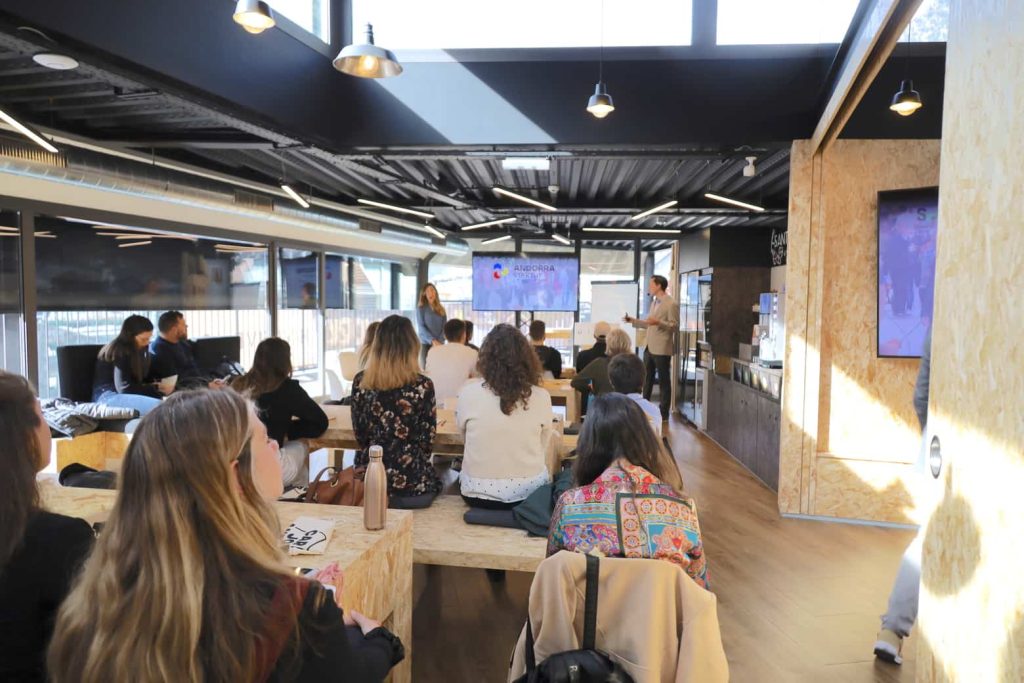 To let – Offices in a 1,000 m² co-working space in Andorra