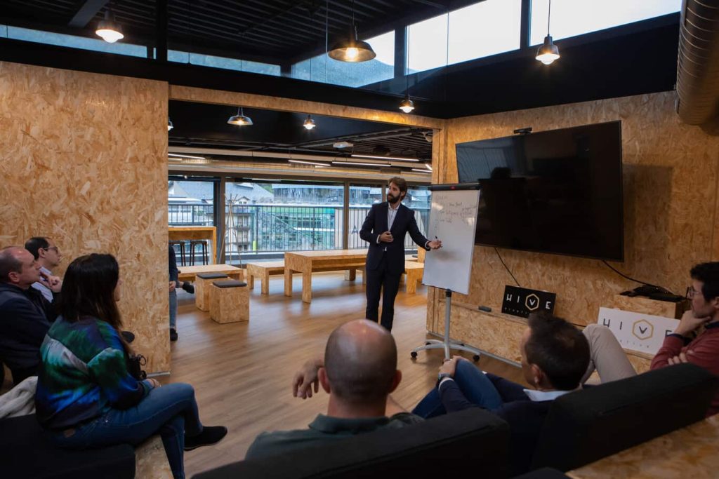 To let – Offices in a 1,000 m² co-working space in Andorra