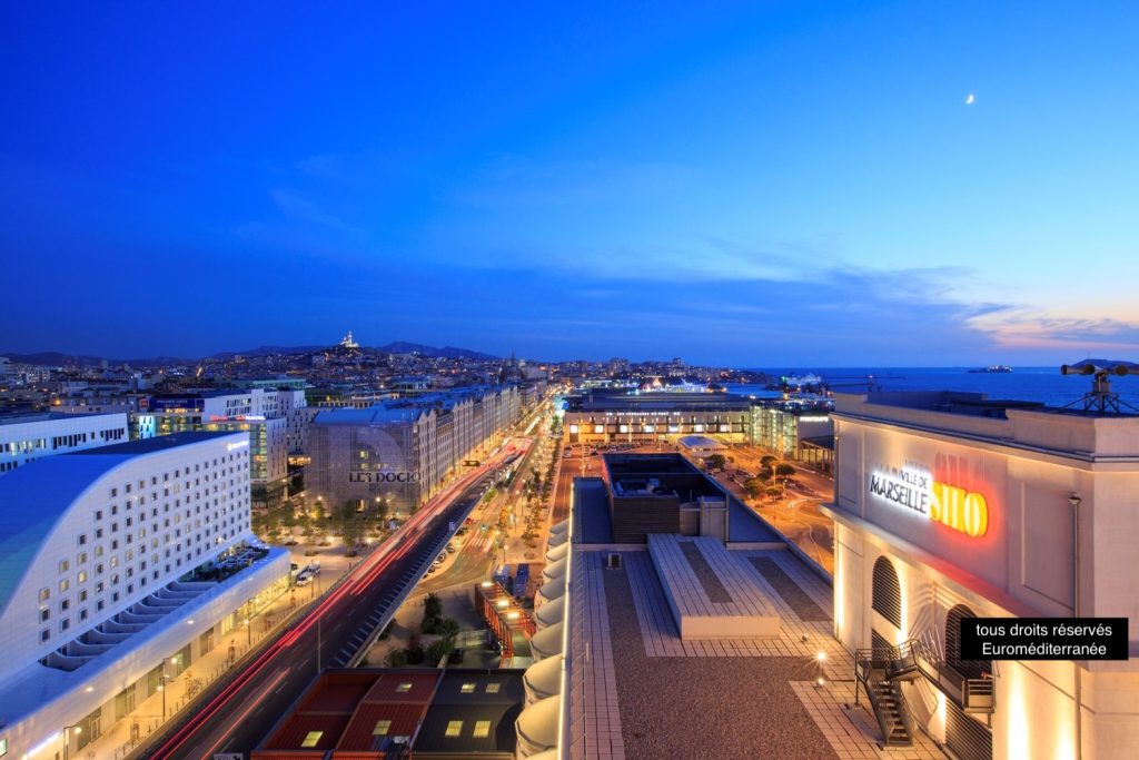 To let – Offices in a co-working space in the Euroméditerranée Central Business District – 2nd arrondissement of Marseille