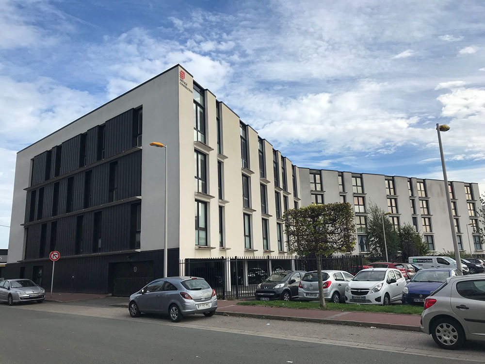 To let – 1,554 m² of offices, divisible from 518 m², in Calais – Pas-de-Calais (62)
