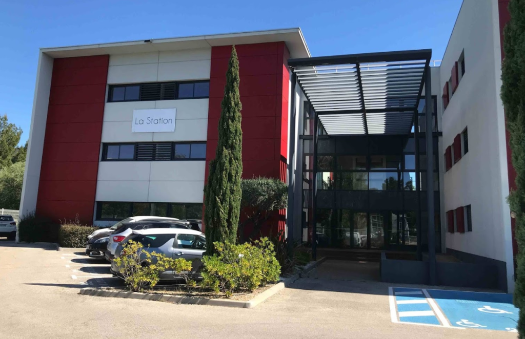To let – offices ranging from 15 m² to 71 m² in Nîmes