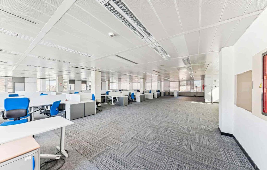 To let – Offices ranging from 850 to 1,139 m² in the Fuencarral district of Madrid – Spain