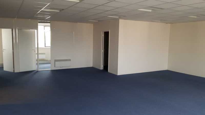 To let – modular offices ranging from 132 m² to 2,734 m² in Epinay-sur-Seine, near Paris (93)