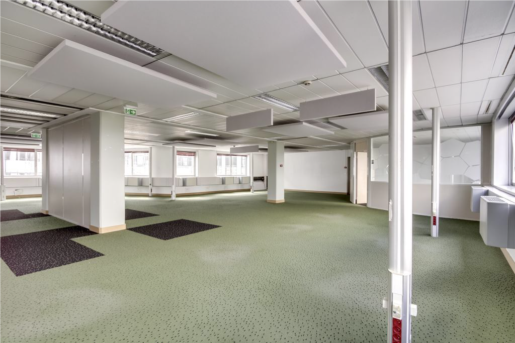 To let – divisible offices ranging from 180 m² to 918 m² in Noisy-le-Grand