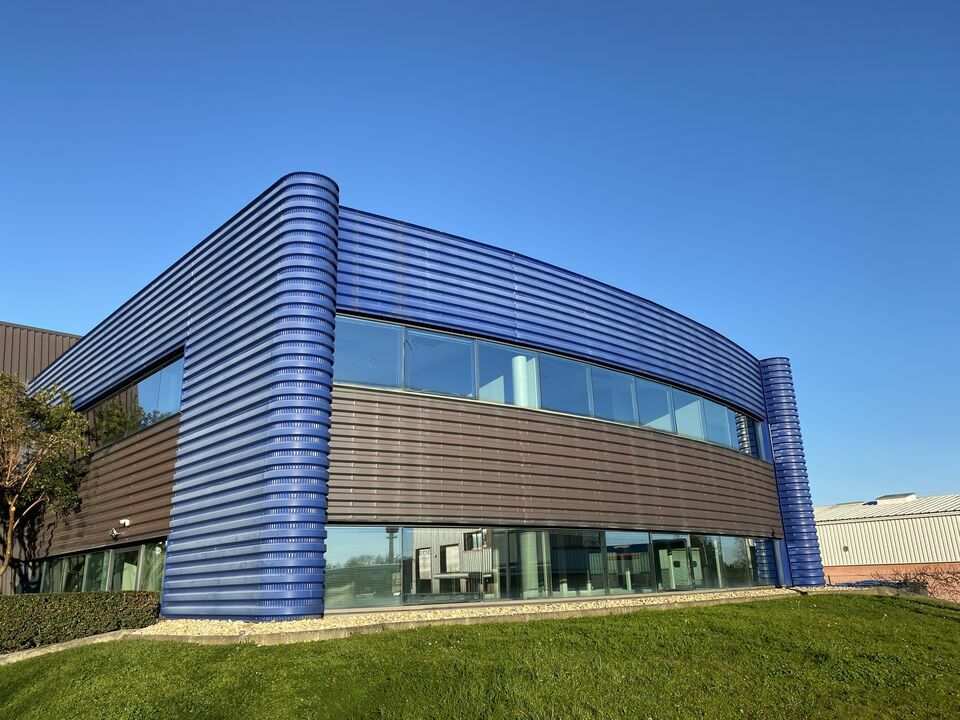 To let – modular offices ranging from 20 m² to 680 m² in Cenon, near Bordeaux (33)