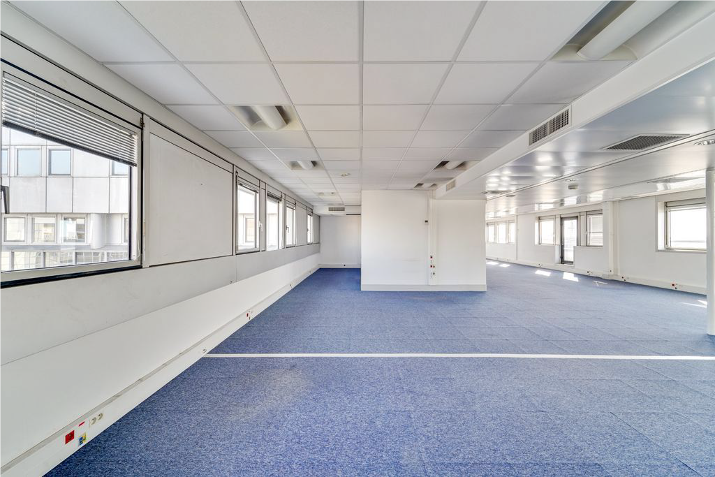 To let – modular offices ranging from 230 m² to 13,234 m² in Noisy-le-Grand