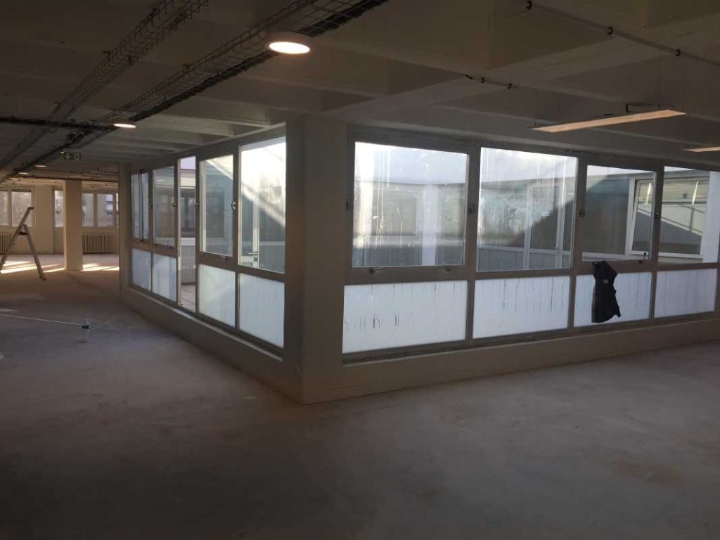 To let – modular offices ranging from 232 m² to 4,686 m² in Saint-Denis