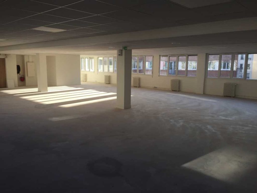 To let – modular offices ranging from 232 m² to 4,686 m² in Saint-Denis