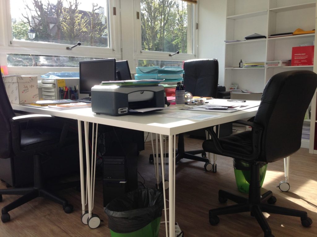To let – Offices in a business incubator 25 minutes from Paris – Louveciennes (78)