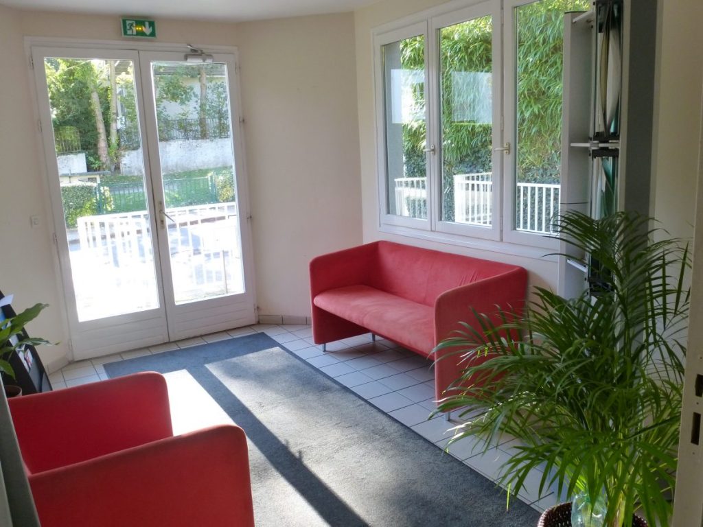 To let – Offices in a business incubator 25 minutes from Paris – Louveciennes (78)