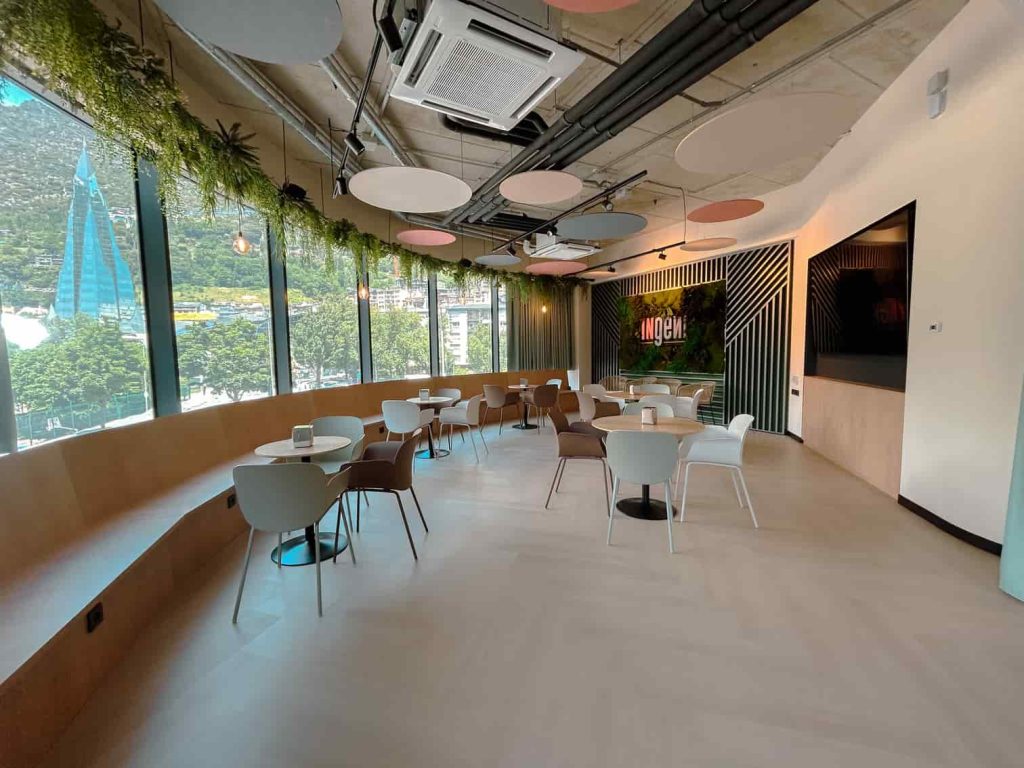 To let – Offices and co-working spaces in Andorra: from shared desks to private offices