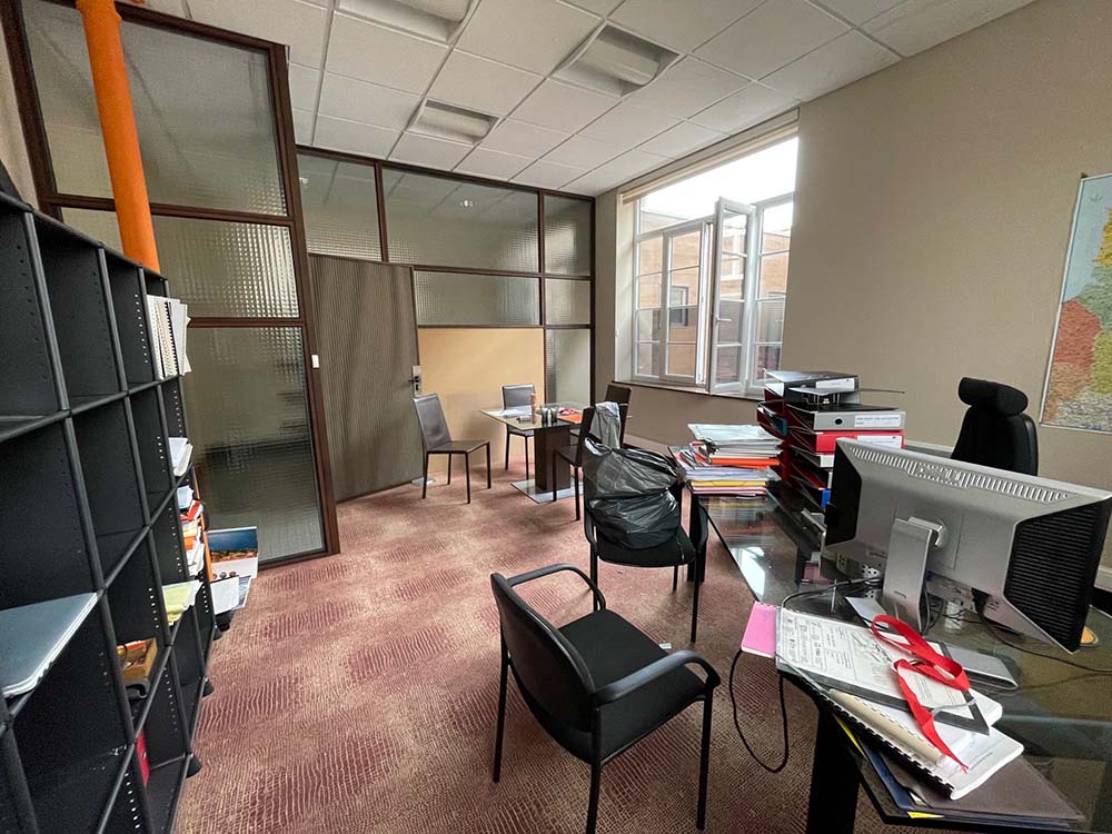 To let – 343 m² of furnished offices in Calais town centre – Pas-de-Calais (62)