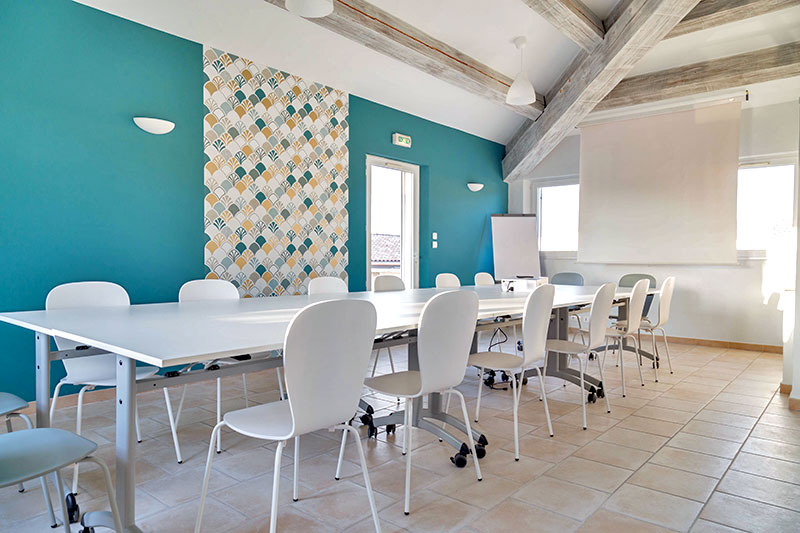 To let – non-subdivisible offices from 12 m² in L’Isle-sur-la-Sorgue near Avignon (84)
