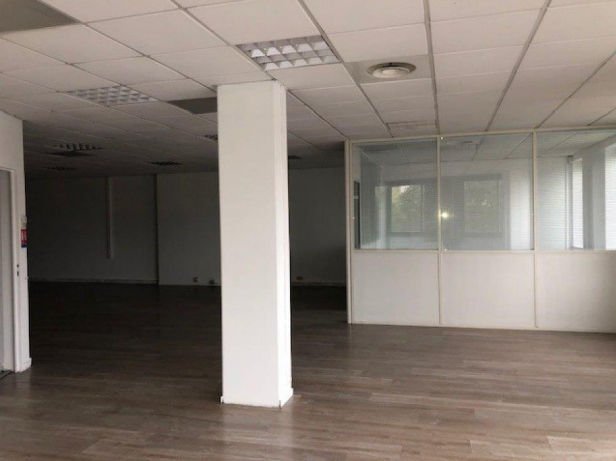 To let – non-subdivisible offices of 230 m² in Avignon