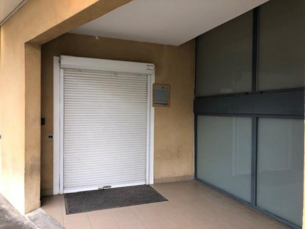 To let – non-subdivisible offices of 230 m² in Avignon
