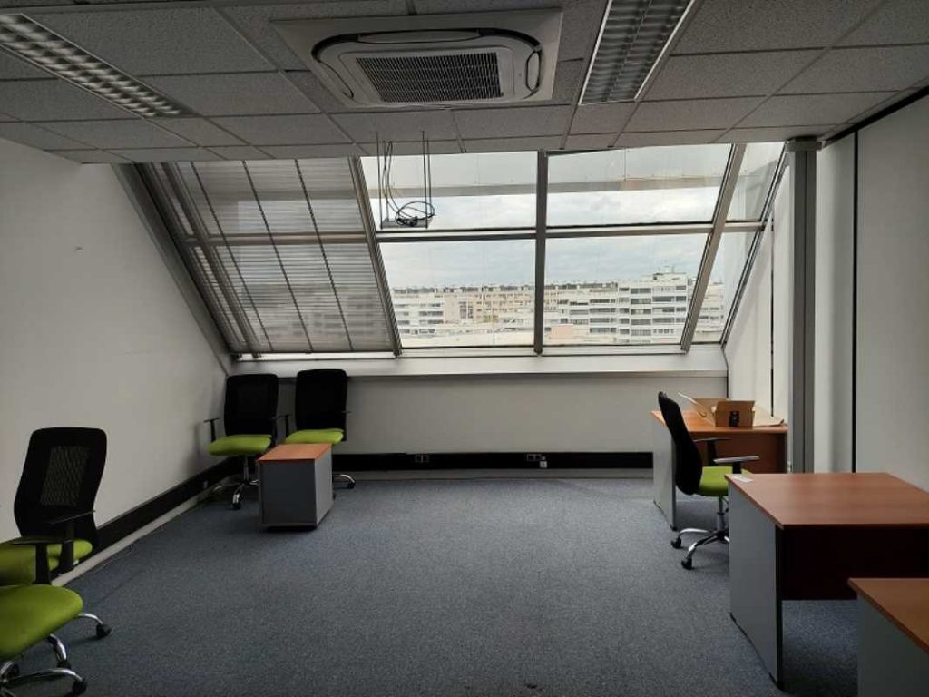 To let – non-subdivisible offices of 242 m² in Boulogne-Billancourt