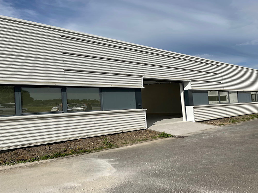 To let – 263 m² warehouse – Les Estaches Industrial Estate – Les Attaques – Calais (62)