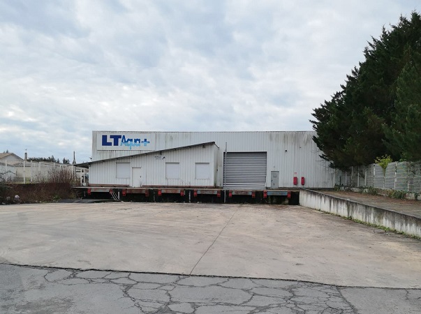 To let – 4,116 m² warehouse in Roullet-Saint-Estèphe