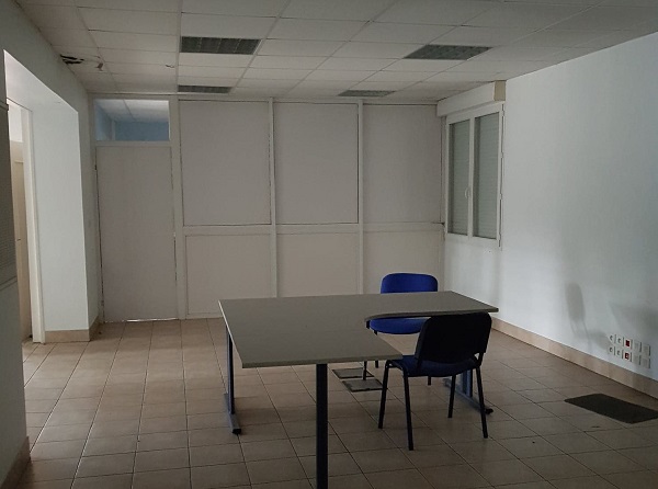 To let – 4,116 m² warehouse in Roullet-Saint-Estèphe