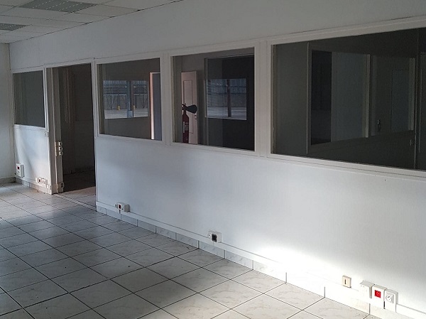 To let – 4,116 m² warehouse in Roullet-Saint-Estèphe