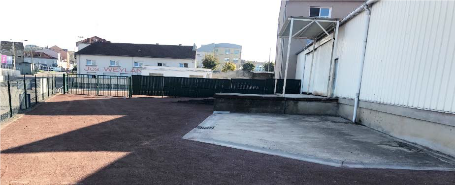 To let – 700 m² warehouse in Forbach, near Metz
