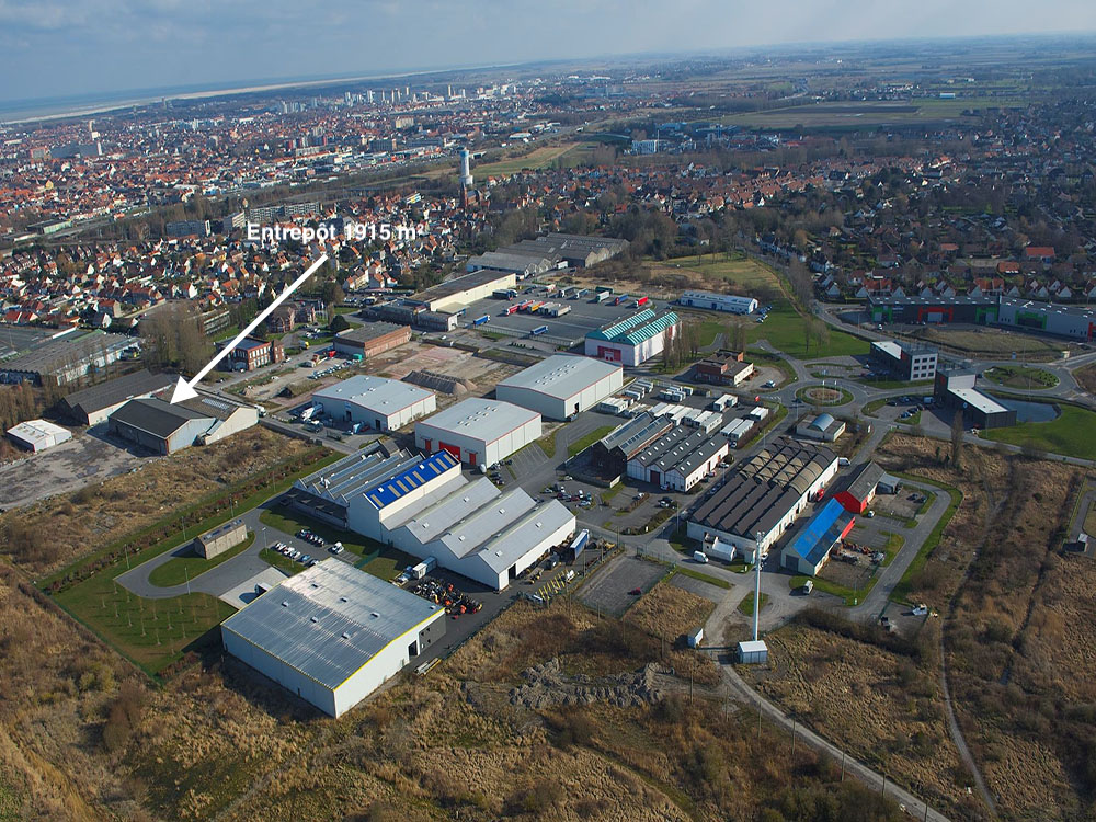 To let – 1,915 m² industrial warehouse in the Terrasses de Coquelles business park in Calais – Pas-de-Calais (62)