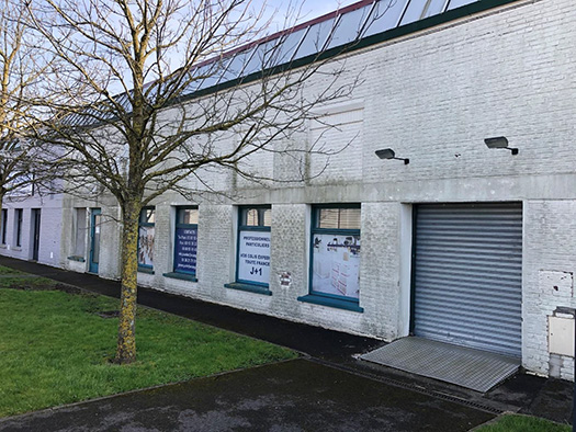 To let – 190 m² industrial warehouse in the Terrasses de Coquelles business park in Calais – Pas-de-Calais (62)