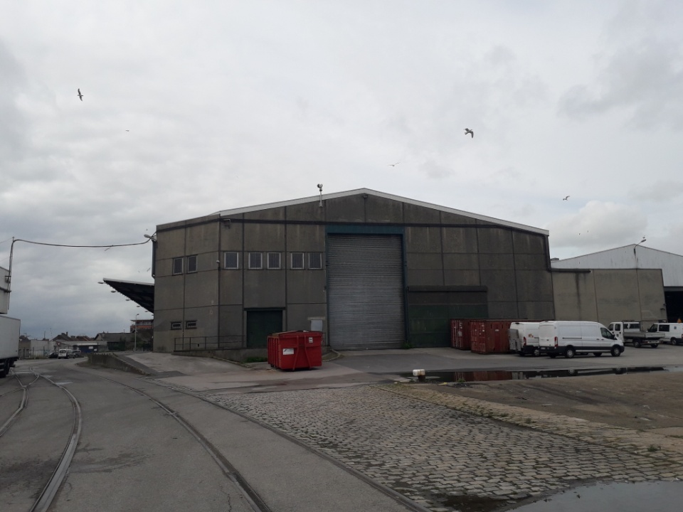 To let – 3,200 m² industrial warehouse in the port area of Calais – Pas-de-Calais (62)