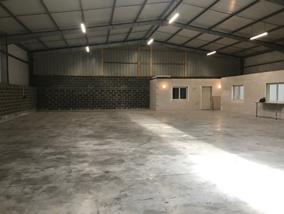 To let – 500 m² non-subdivisible warehouse in Calais