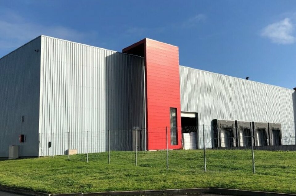 To let – 6,050 m² non-subdivisible warehouse in Blanquefort near Bordeaux (33)