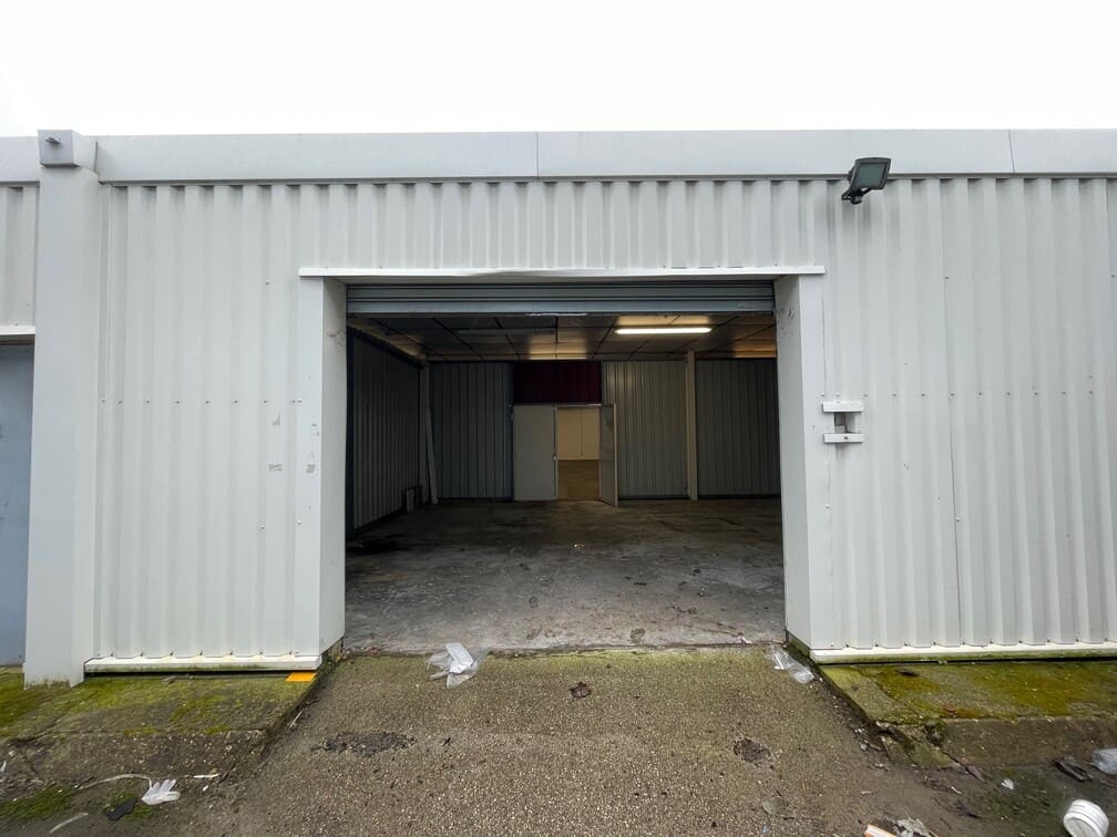 To let – 1,047 m² business premises near the Marcel Doret Business Park in Calais – Pas-de-Calais (62)