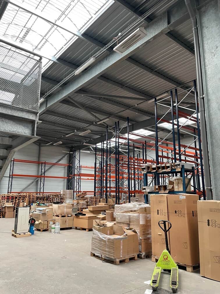 To let – 1,928 m² of business premises in the Marcel Doret business park, Calais – Pas-de-Calais (62)