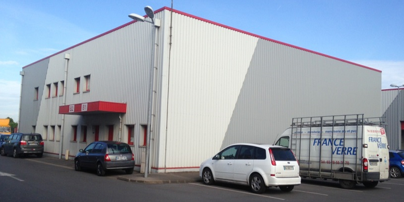 To let – Business premises ranging from 105m² to 504m² in Dunkirk