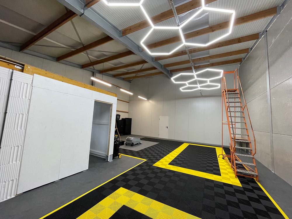 To let – 190 m² business premises near the Parc d’activité de la Turquerie in Calais – Pas-de-Calais (62)