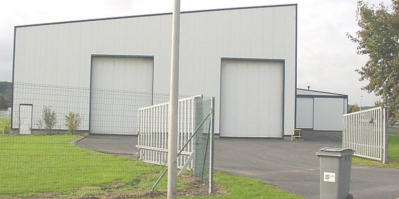 To Let – 812 m² business premises or storage premises in Ruitz – Pas-de-Calais (62)