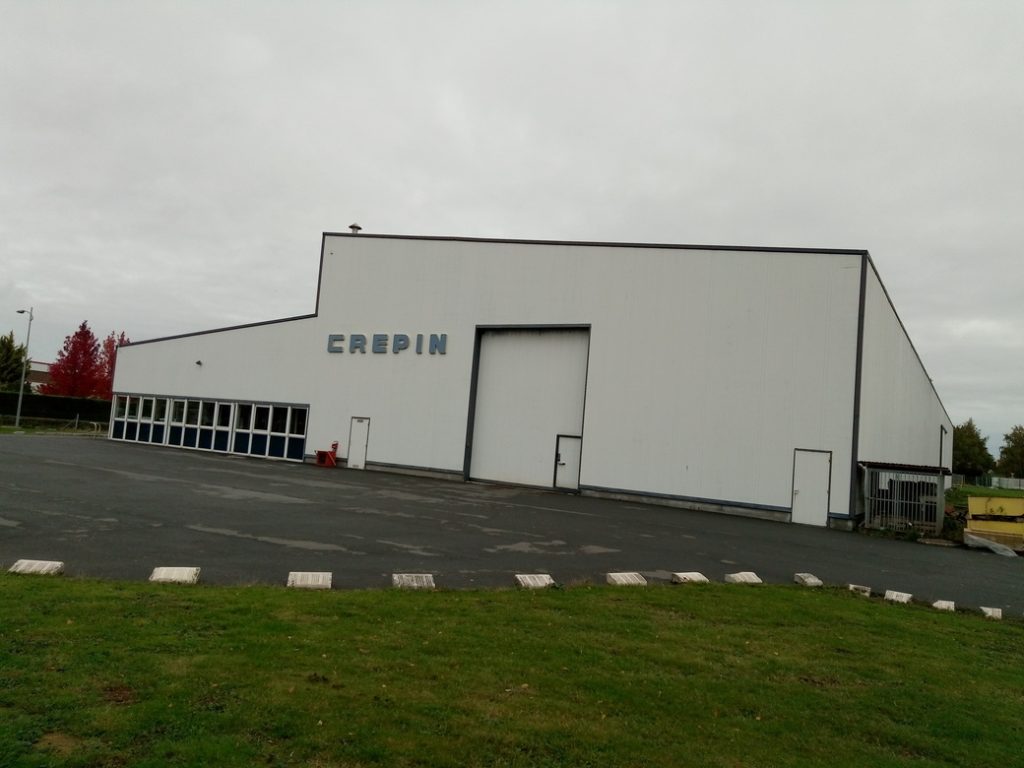 To Let – 812 m² business premises or storage premises in Ruitz – Pas-de-Calais (62)