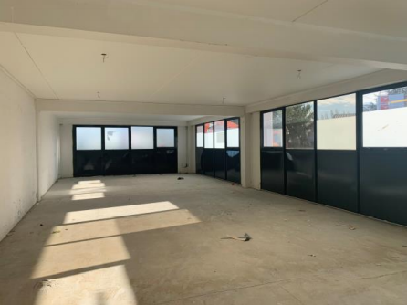 To let – divisible business premises ranging from 42 m² to 5,265 m² in Herblay