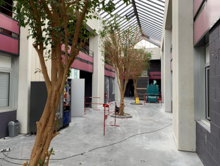 To let – divisible business premises ranging from 42 m² to 5,265 m² in Herblay