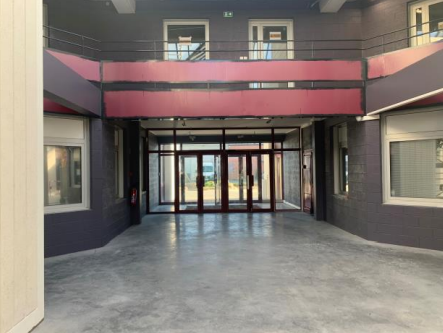 To let – divisible business premises ranging from 42 m² to 5,265 m² in Herblay