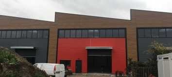 To let – divisible business premises ranging from 442 m² to 1,700 m² in Livry-Gargan