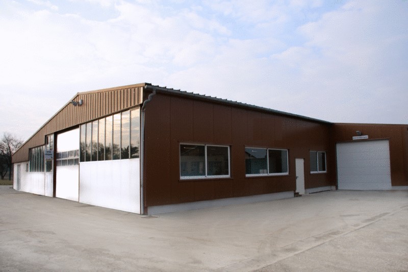 To let: 850 m² business premises in Luxiol, Doubs (25)