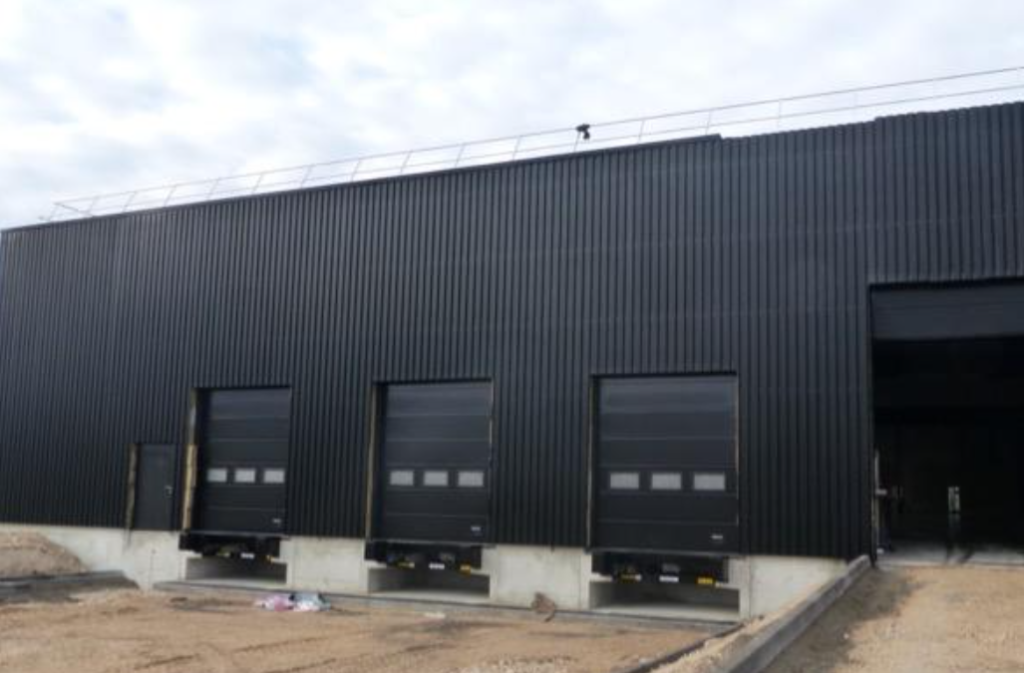 To let – 2,200 m² of industrial premises in Montbéliard