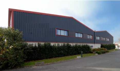To let – Industrial premises – ST SOUPPLETS – 2,396 m²