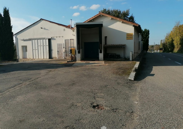To let or for sale – 640 m² agri-food building in Vic-Fezensac, in the Gers