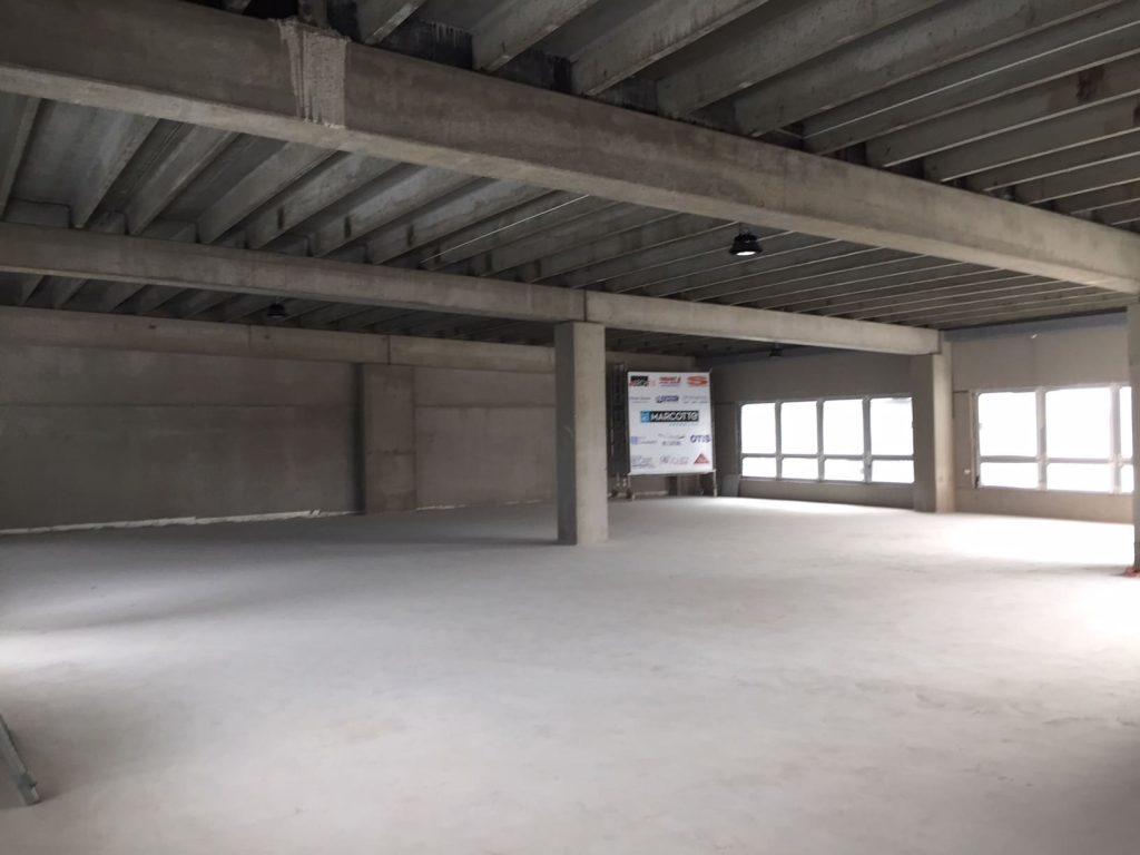 To let or for sale – 650 m² offices, divisible from 250 m², in Calais (62)